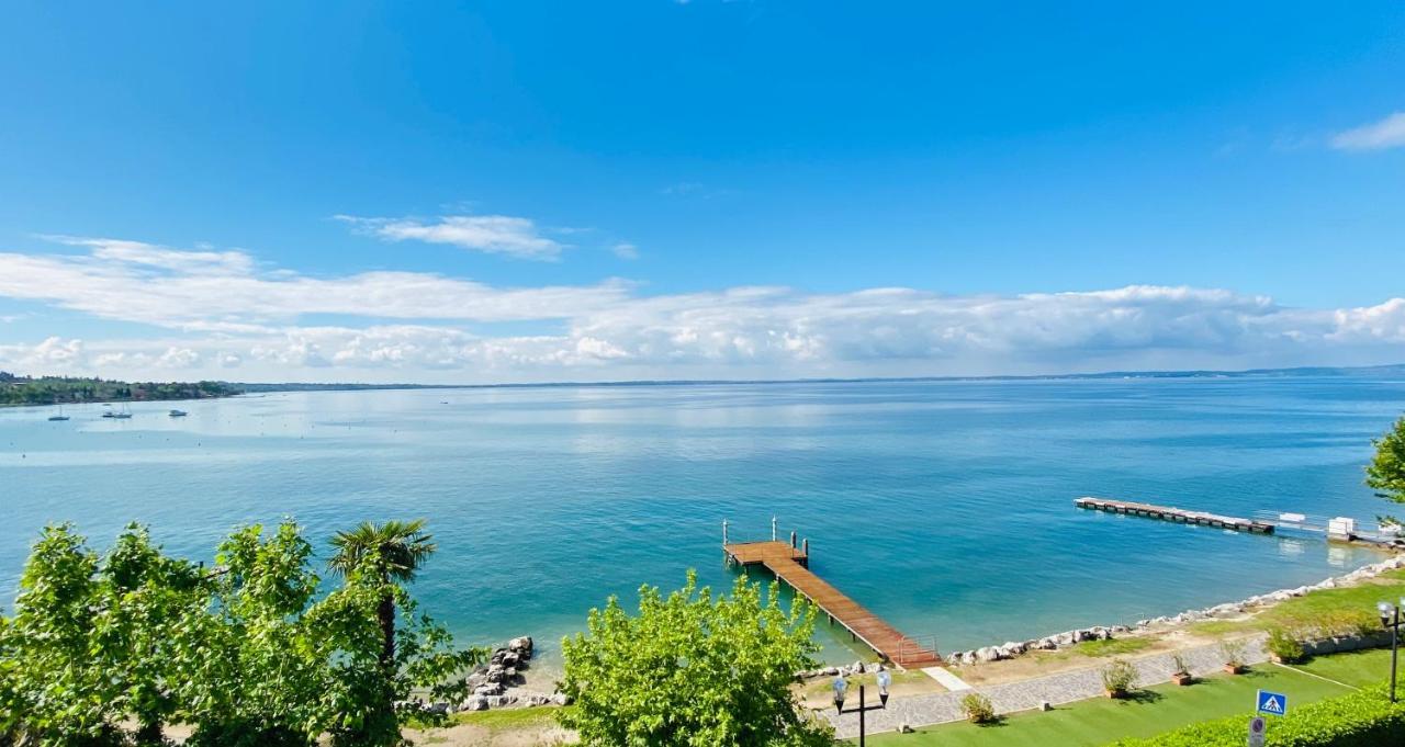Kriss Internazionale Hotel Bardolino Exteriör bild